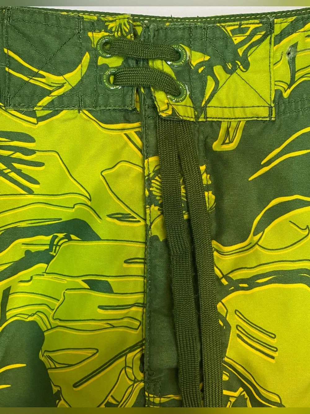 Mossimo Supply Co Board Shorts Men 38 Green Palm Leaf